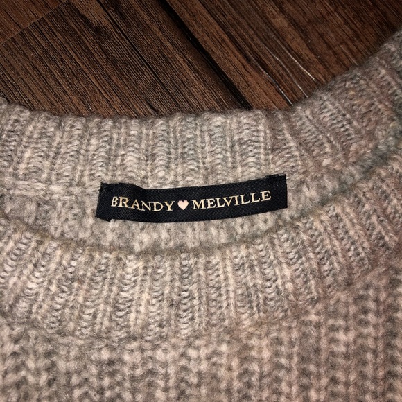 Knitted sweater - Picture 2 of 3